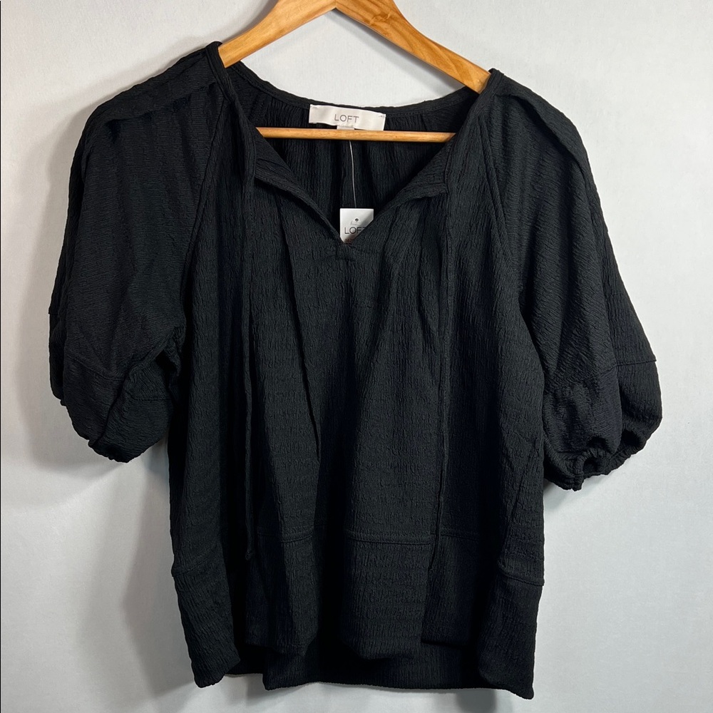 LOFT Black Textured Puff Sleeve Peasant Top size XS/S NWT